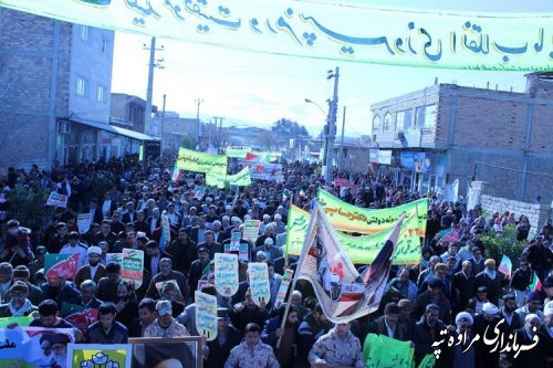 فرماندار مراوه تپه : ملت ایران هرگز به دشمنان قسم خورده انقلاب اجازه نمی دهند خللی بر وحدت و امنیت کشور وارد نمایند.