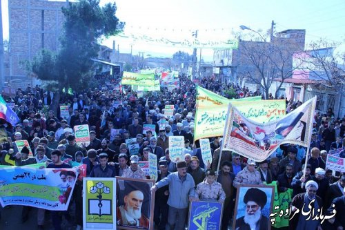 فرماندار مراوه تپه : ملت ایران هرگز به دشمنان قسم خورده انقلاب اجازه نمی دهند خللی بر وحدت و امنیت کشور وارد نمایند.