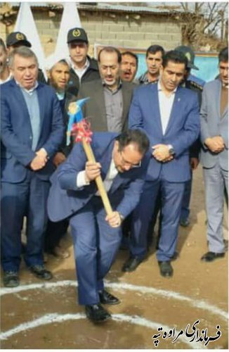 آغاز عملیات اجرایی مدرسه سه کلاسه در روستای کمرلی بخش گلیداغ  .