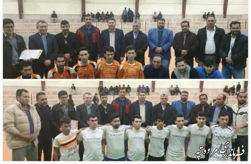 تیمهای قره گل و عرب لاله گون قهرمان مسابقات فوتسال جام روستا قهرمان شهرستان مراوه تپه 