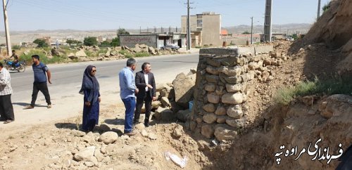 بازدید فرماندار مراوه تپه از پروژه دیوار سازی و پارک آب نمای ورودی جنوبی شهر 