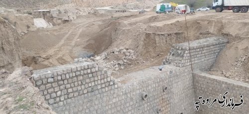 بازدید از سازه‌های سنگی و ملاتی قرناوه