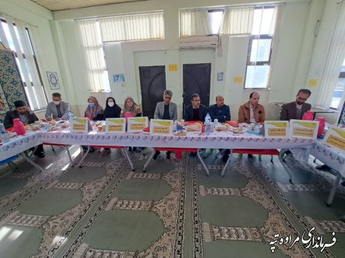 علل بازماندن از تحصیل دانش آموزان در شهرستان مراوه‌تپه کمبود خوابگاه شبانه روزی می‌باشد