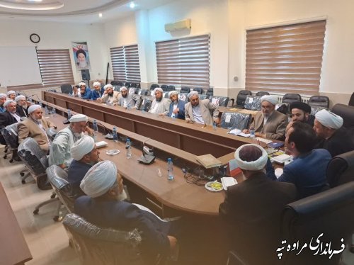 علما برای مقابله با آسیب‌های اجتماعی وظیفه سنگینی بر عهده دارند
