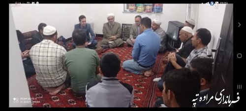 خدمت به مردم وظیفه مسئولین است