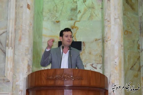 تجمع و اقامه فرایض دینی در سراسر کشور توسط هزاران نفر  ثمره وجود امنیت در کشور است.