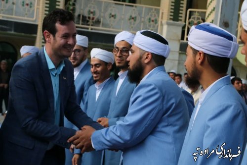 آموزش علم به دیگران زکات آن است