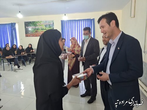 عفت بانوان همچون مروارید و حجاب صدف محافظ آن است