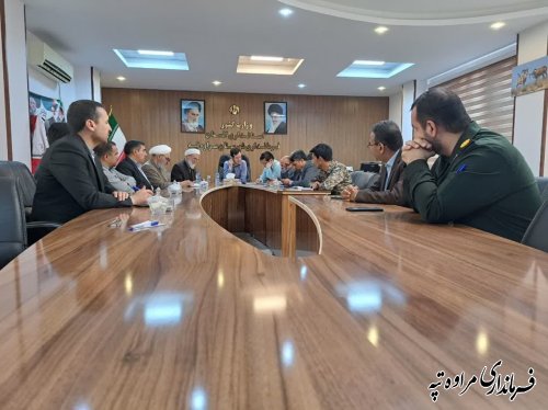 ما مدیون معمارکبیر انقلاب اسلامی ایران هستیم