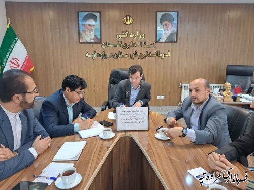 دانش آموزان آینده سازان ما بوده و باید در هدایت آنان تلاش کنیم