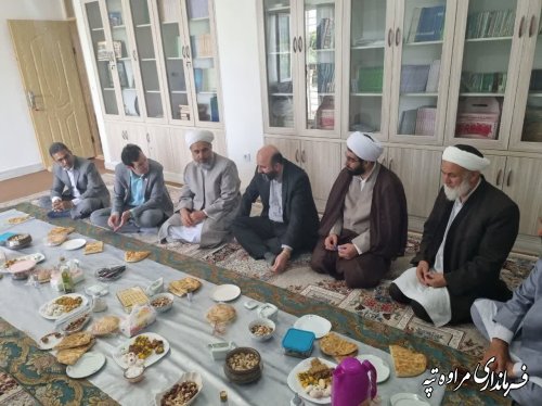 علما چراغ راه هدایت جامعه هستند