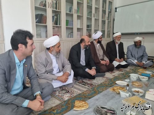 علما چراغ راه هدایت جامعه هستند