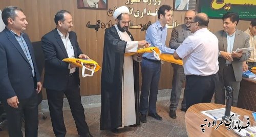 وجود آزادگان و ایثارگران برای ما مسئولین قوت قلب و برای کشور عزت ، افتخار و غرور است
