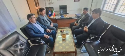 حضور فرماندار مراوه‌تپه در اداره ثبت احوال شهرستان به مناسبت روز ثبت احوال 