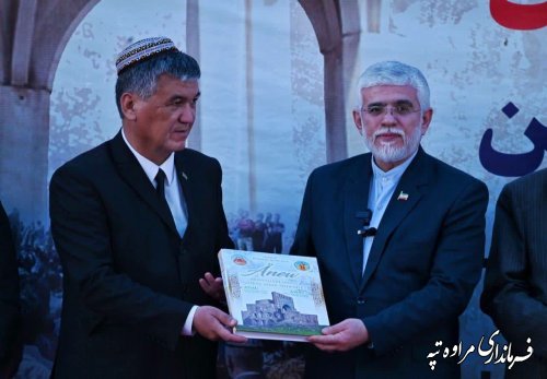 گزارش تصویری /مراسم رسمی ۲۹۱ مین سالروز تولد مختومقلی فراغی شاعر و عارف شهیر ایرانی ترکمن