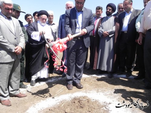 باحضور معاون استاندار کلنگ هتل به زمین زده شد