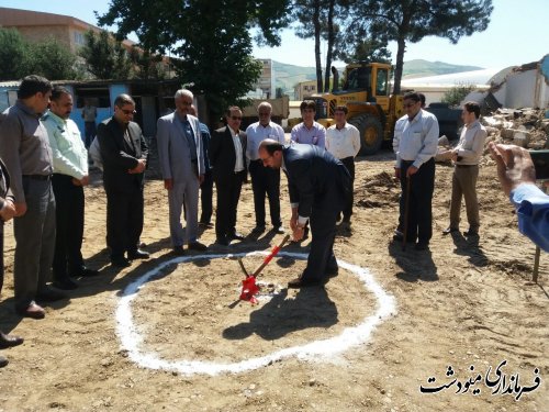 کلنگ احداث مدرسه شش کلاسه هاجر در مینودشت به زمین زده شد