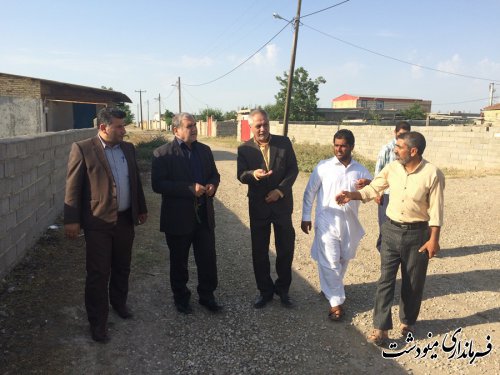 بازدید فرماندار مینودشت از روستای شرکت صحرا 