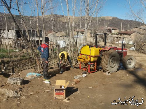 ضدعفونی و گندزدایی روستاهای بخش مرکزی مینودشت 