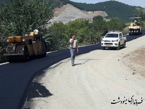 بازدید معاون فرماندار از اجرای آسفالت جاده جدید (جاده آنتنی ) روستای جنگلده بالا