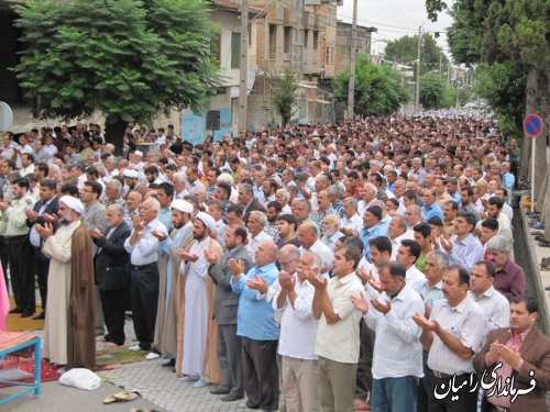 همایش روزه داران رامیانی با نوای أللّهُمَّ أهْلَ الكِبریآء وَالعَظَمَة