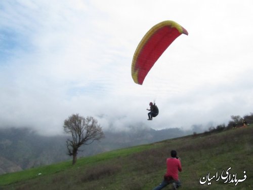 آغاز مسابقات کشوری پاراگلایدر در سایت پروازی رامیان