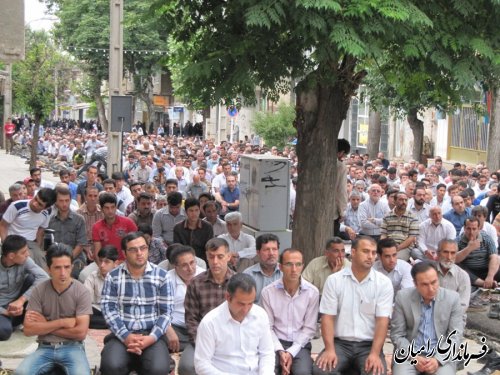 همایش روزه داران رامیانی با نوای أللّهُمَّ أهْلَ الكِبریآء وَالعَظَمَة