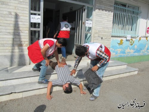 مانور آمادگی در برابر زلزله در شهرستان رامیان برگزار شد