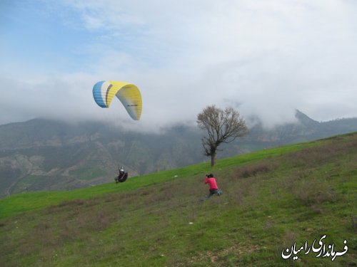 آغاز مسابقات کشوری پاراگلایدر در سایت پروازی رامیان