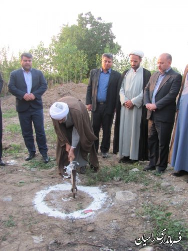 کلنگ زنی خانه عالم روستای سفید چشمه از توابع بخش مرکزی رامیان