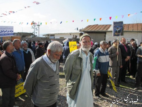 برگزاری راهپیمایی 22 بهمن در روستای گلند