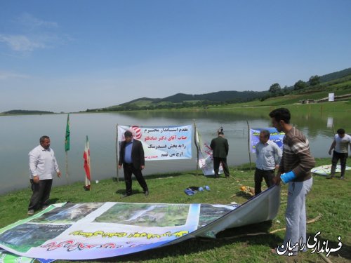 بازدید  فرماندار رامیان از محل برگزاری جشنواره توت فرنگی در روستای شفیع آباد