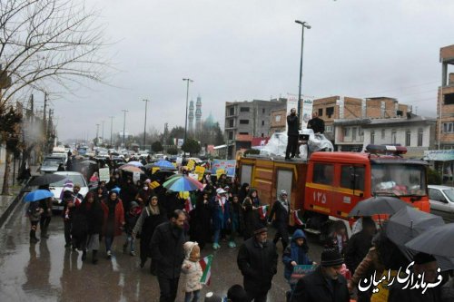 برگزاری راهپیمایی باشکوه 22بهمن درشهر دلند