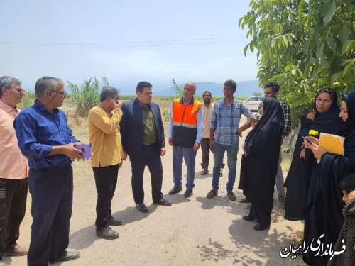 بازدید فرماندار از روستای حسین آباد دلند