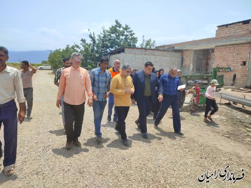 بازدید فرماندار از روستای حسین آباد دلند