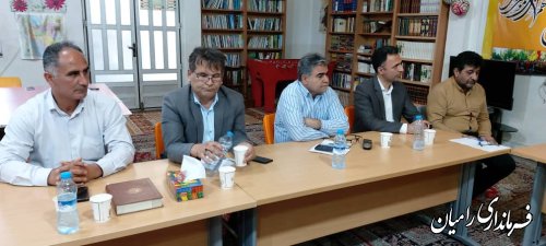 مشکلات و مسائل شهر دلند و روستاهای اطراف آن بررسی شد