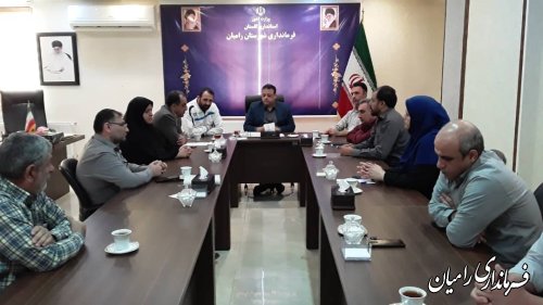 نشست صمیمانه فرماندار رامیان با پرسنل فرمانداری