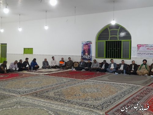 میز خدمت در روستای حسین آباد سیستانیها برگزار شد