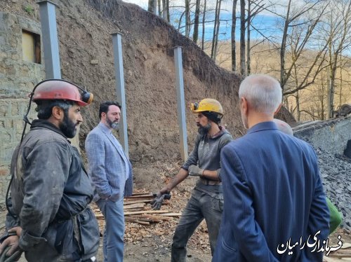 حضور خادمین مردم در جمع مردم تاثیر روحی بسزایی در فرایند کاری و اجرایی دارد  