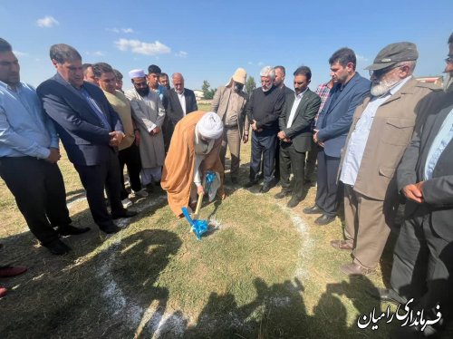 زمین چمن مصنوعی شهر خان ببین وارد مرحله اجرایی شد