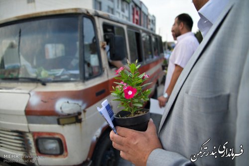 گزارش تصویری از برنامه گل بجای سیگار