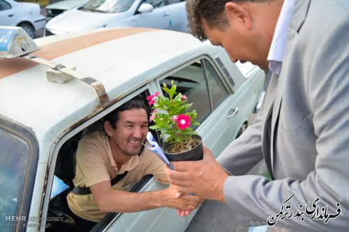 گزارش تصویری از برنامه گل بجای سیگار