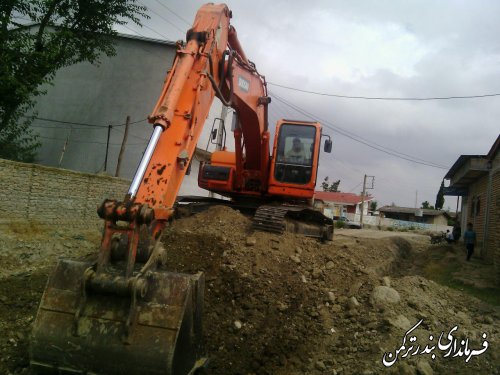 بازدید بخشدار سیجوال و رئیس بنیاد مسکن شهرستان ترکمن از اجرای طرح هادی روستای سیجوال