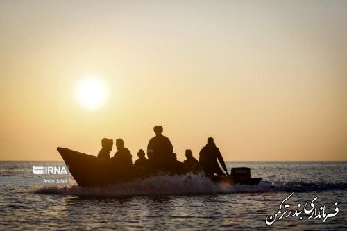 بازدید رئیس جمهور از جزیره آشوراده