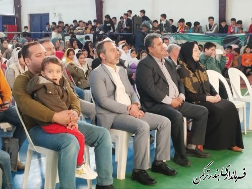 برگزاری جشن رنگین کمان همدلی در روستای پنج پیکر بندرترکمن 