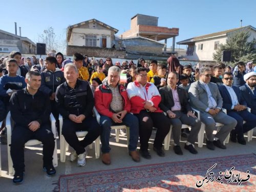 آیین بزرگداشت چهل و پنجمین سالگرد پیروزی انقلاب در روستای چاپاقلی بندرترکمن