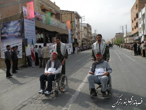 حضور فرماندار شهرستان ترکمن در رژه نیروهای مسلح غرب استان (کردکوی) 