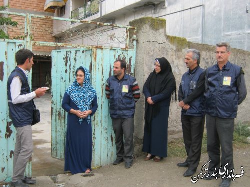 بازدید فرماندار شهرستان ترکمن از اجرای سرشماری عمومی کشاورزی شهرستان