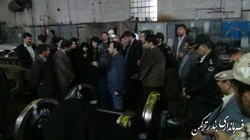 حضور خانم مولاوردی در کارخانه واگن سازی بندرترکمن