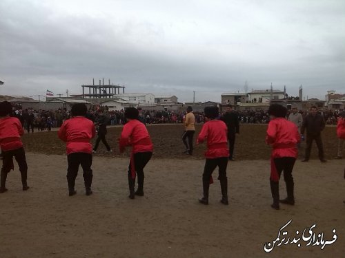 جشنواره بازی های بومی و محلی در روستای چپاقلی بندرترکمن برگزار شد